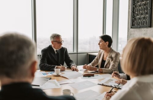 business_meeting_06