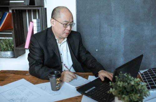 entrepreneur_working_05